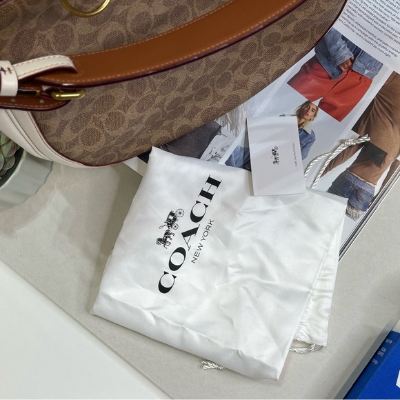 (new+tag) Coach style 38580 signature Sutton hobo w/ original dustbag - Picture 5 of 13